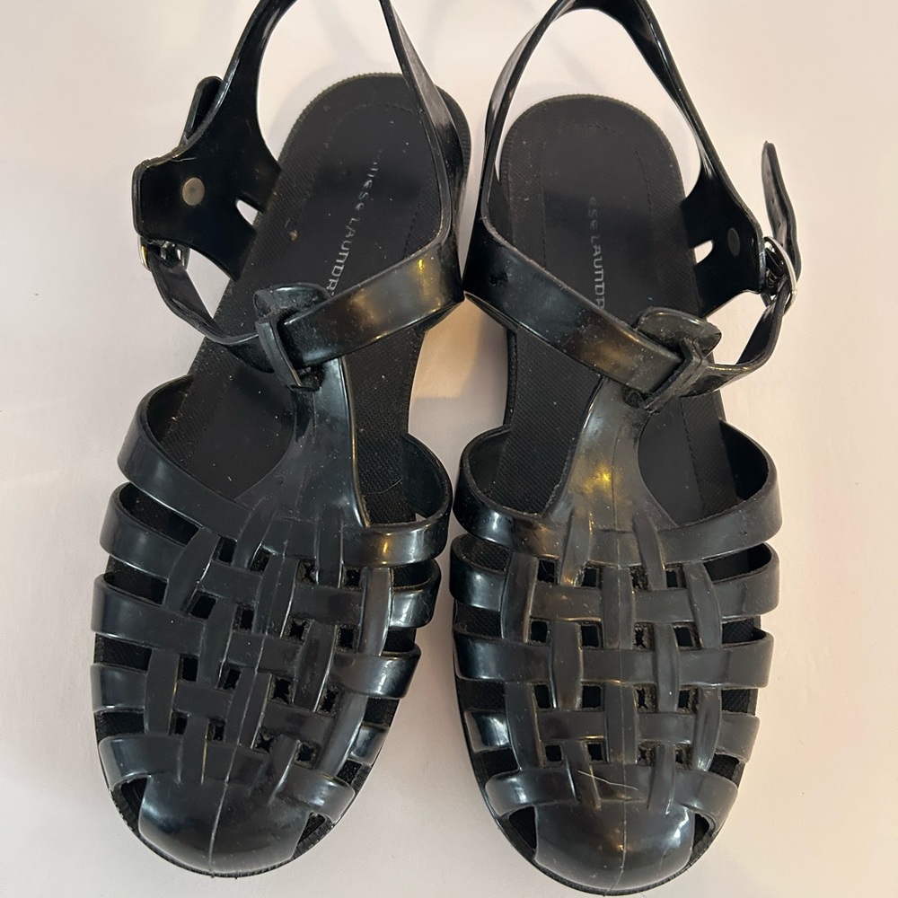 Chinese Laundry black size 7 jelly’s
